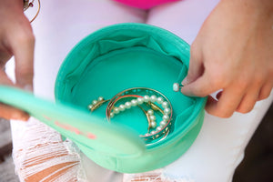 Mint Jewelry Case